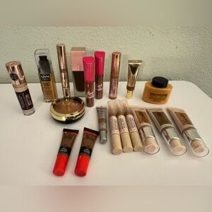 Assorted Makeup 19 pieces New